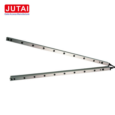 Safety Light Curtain Sensor For Industrial Gates With 30ms Response And IP67 Rating