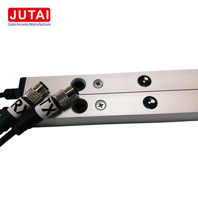 Safety Light Curtain For Industrial Overhead Doors With 30ms Response And IP67 Waterproof